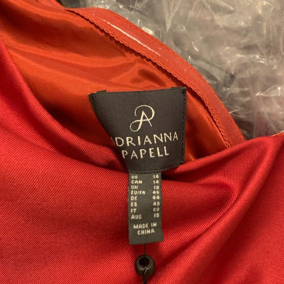 Elegant women dress color Red size 14 Nuw - Picture 4 of 5